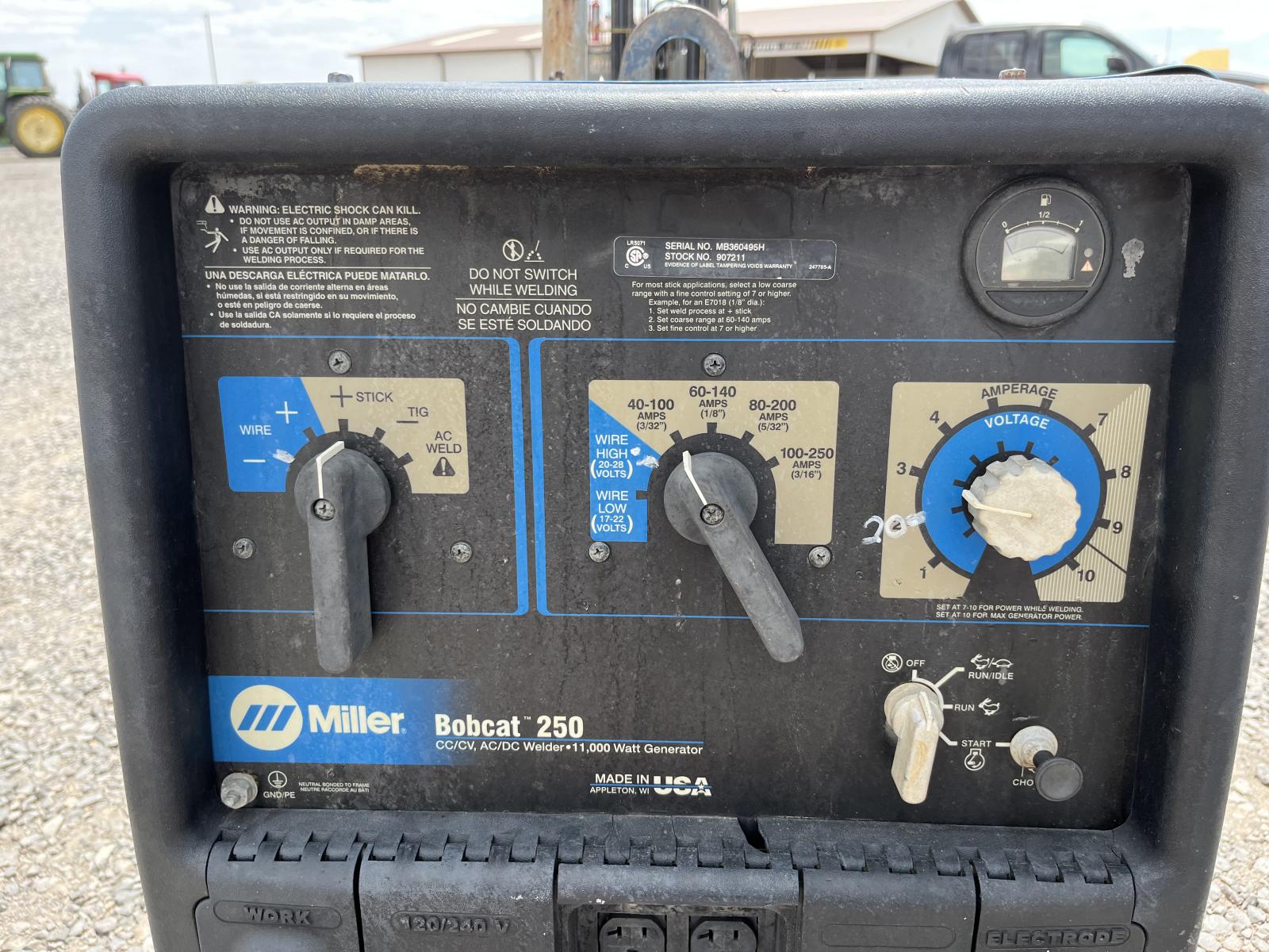 ./imagenes/INVOICE/2019/18160/MILLER BOBCAT 250 (2).JPG